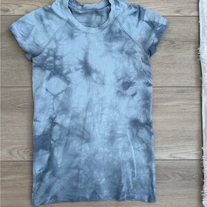 Lululemon swiftly tech